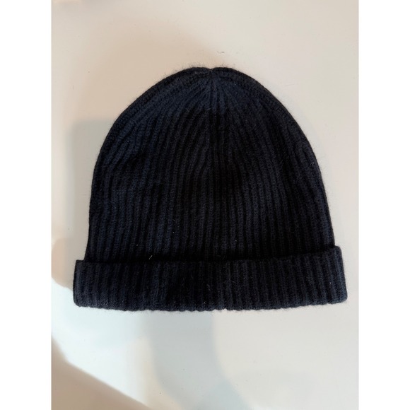 Men's Burberry Ribbed Knit 100% Cashmere Beanie with Small Black Logo - Picture 5 of 6